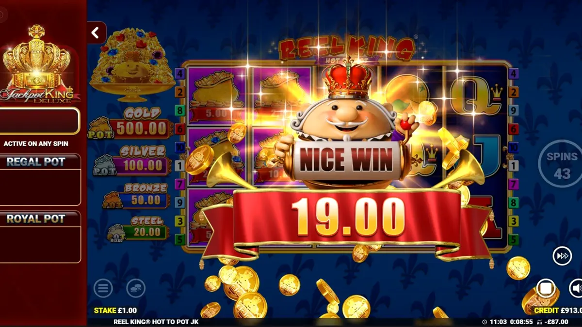 Reel King Hot to Pot slot machine interface with royal gold theme